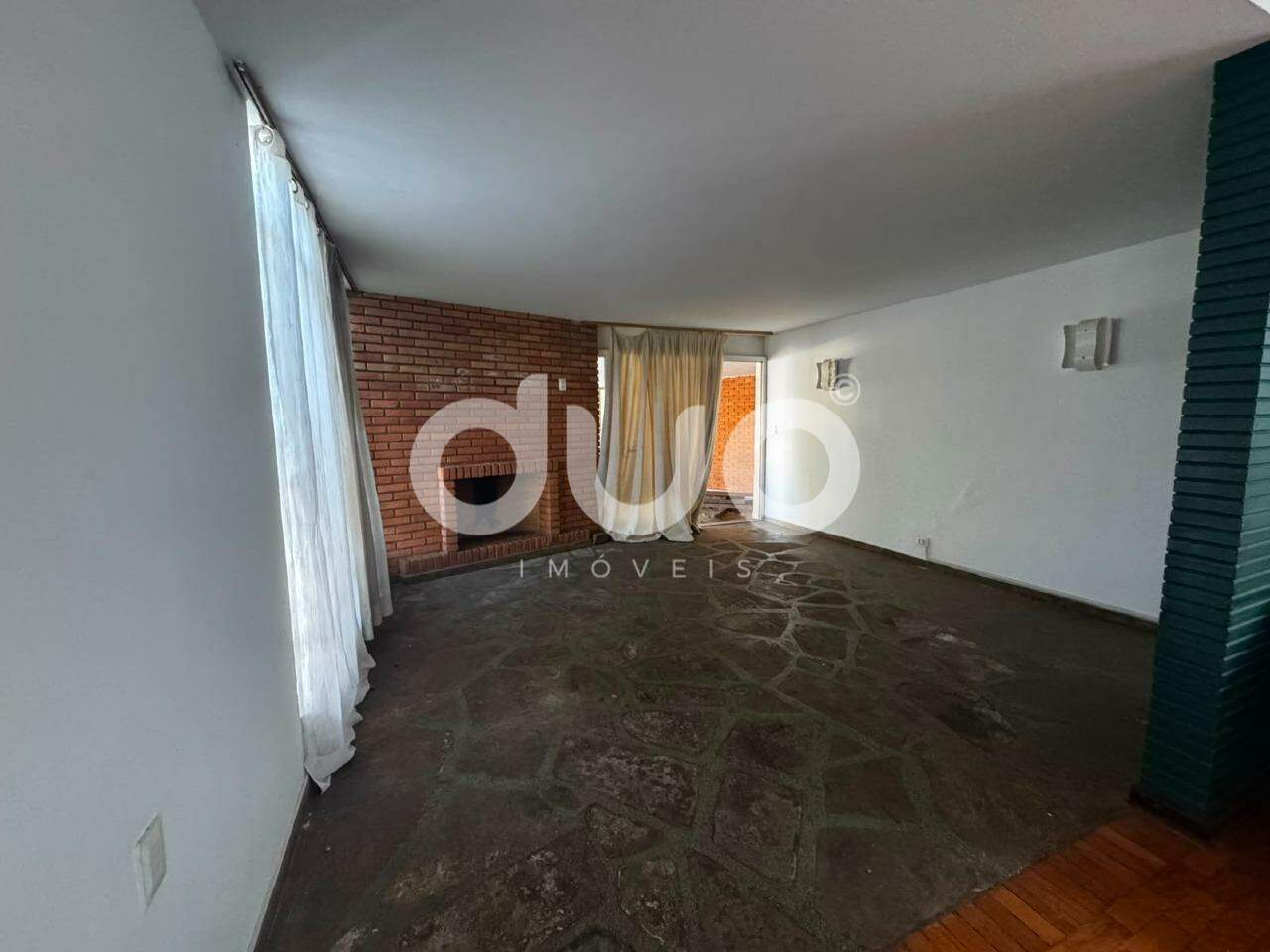 Casa, 6 quartos, 583 m² - Foto 4