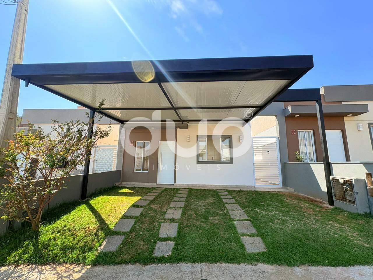 Casa em Condominío à venda no Cidade Judiciaria: 
