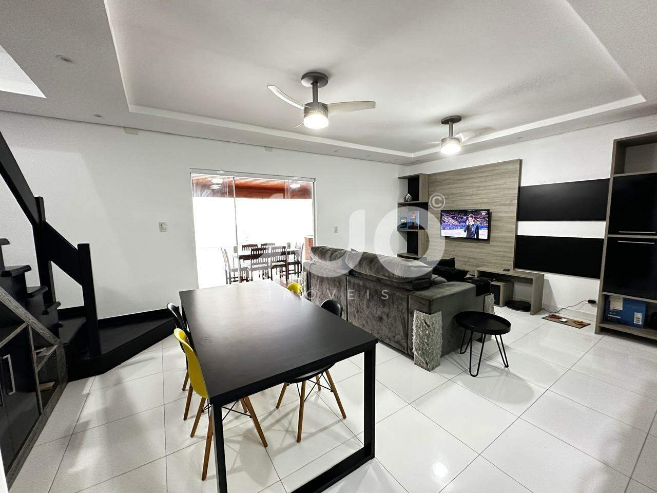 Casa, 3 quartos, 155 m² - Foto 1