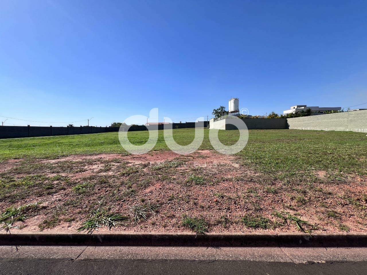 Terreno à venda no Residencial Terras de Ártemis (Ártemis): 