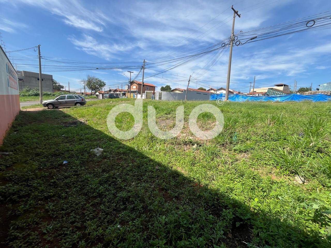 Terreno à venda no Jardim dos Manacás: 