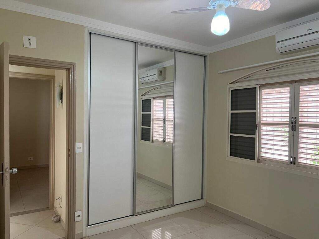 Casa, 3 quartos, 300 m² - Foto 23