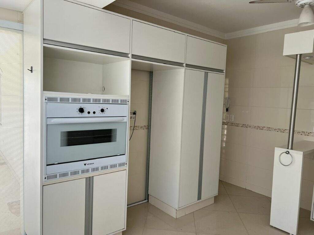 Casa, 3 quartos, 300 m² - Foto 30