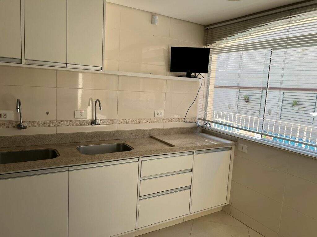 Casa, 3 quartos, 300 m² - Foto 32