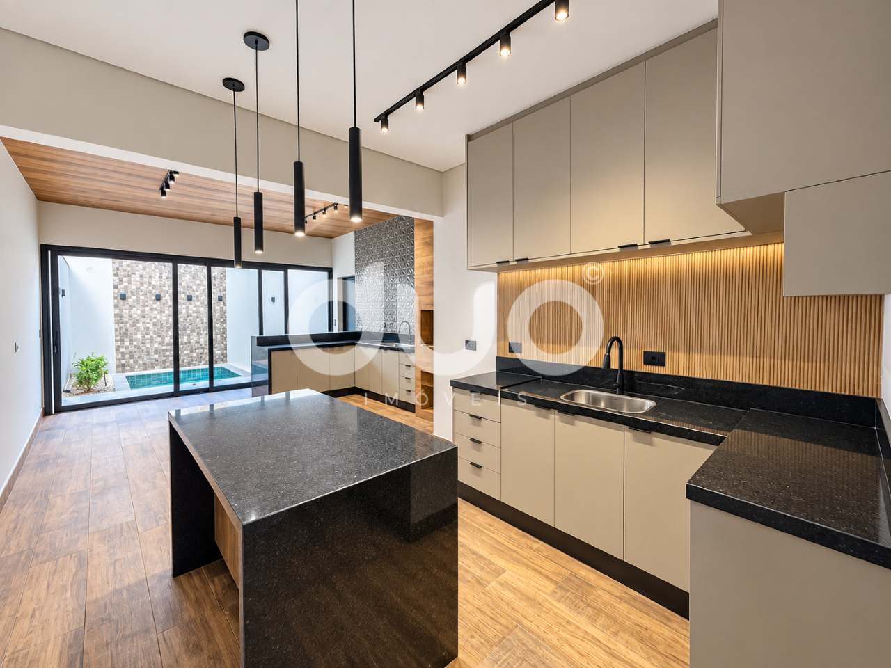 Casa em Condominío para aluguel no Ondas: 