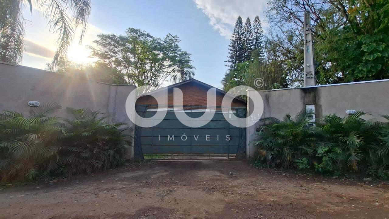 Sítio, 4 quartos, 2496 m² - Foto 2