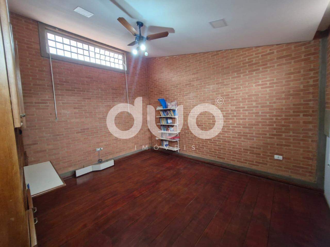 Casa à venda no Santa Cecília: 