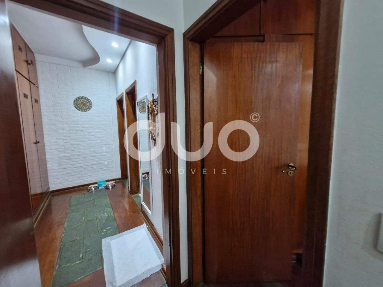 Casa à venda no Santa Cecília: 