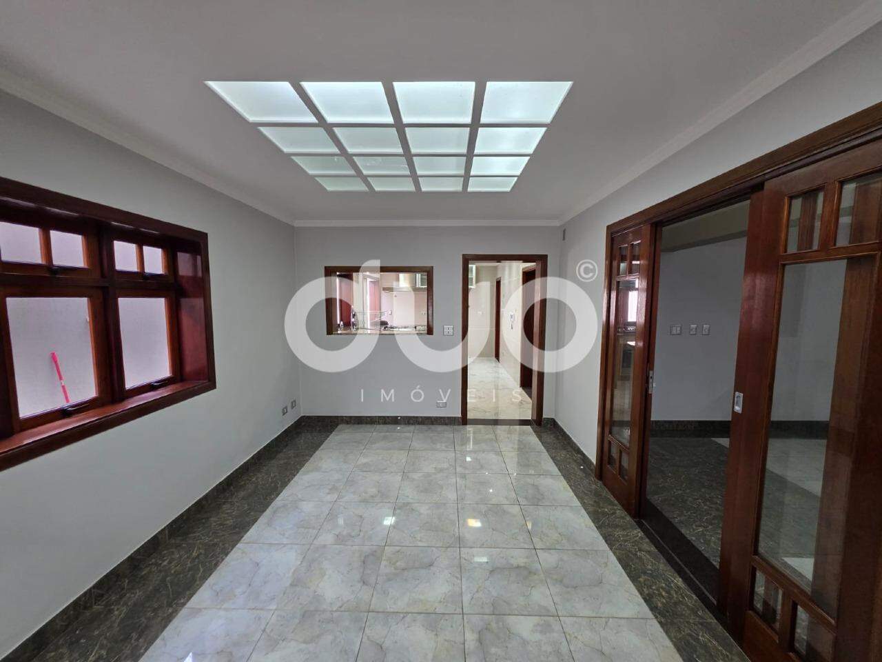 Casa, 3 quartos, 314 m² - Foto 2