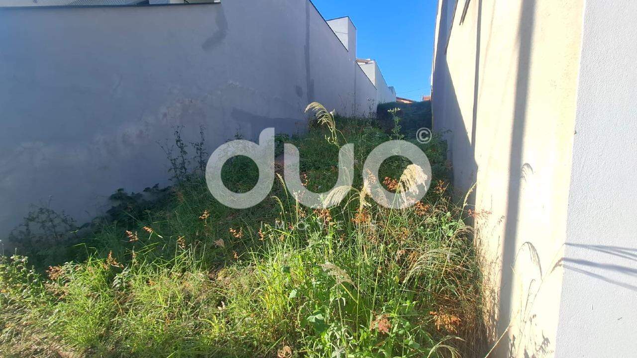 Terreno à venda no Jardim Santa Silvia: 