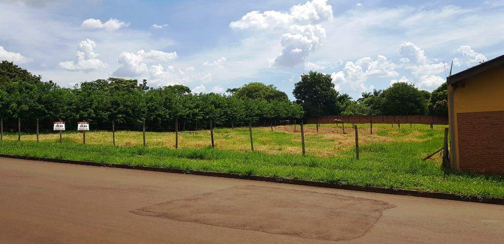 Terreno à venda no Santa Rita: 