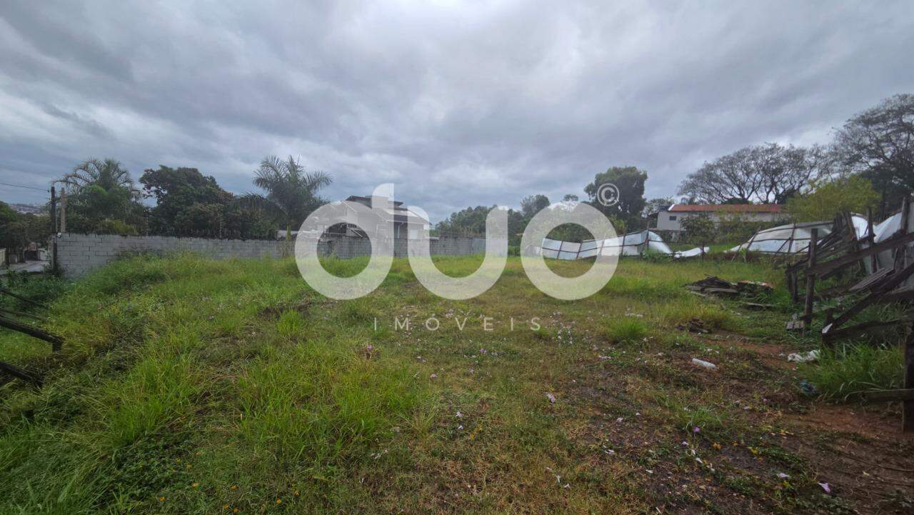 Terreno à venda no Dois Córregos: 