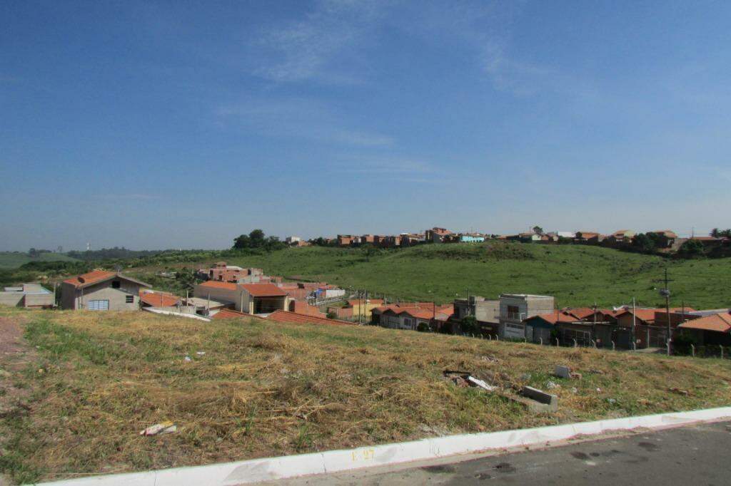 Terreno à venda no Monte Rey 3: 