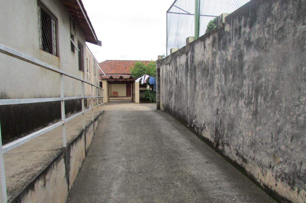 Área à venda no Dois Córregos: 