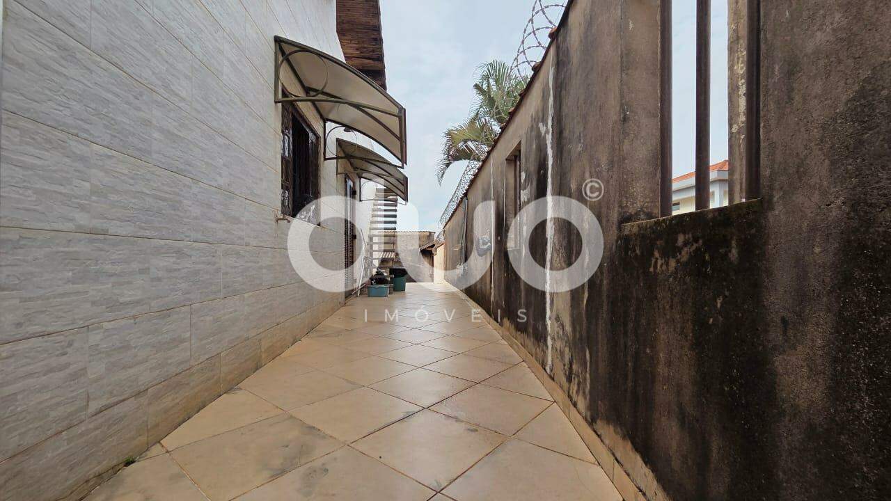 Casa, 3 quartos, 134 m² - Foto 13