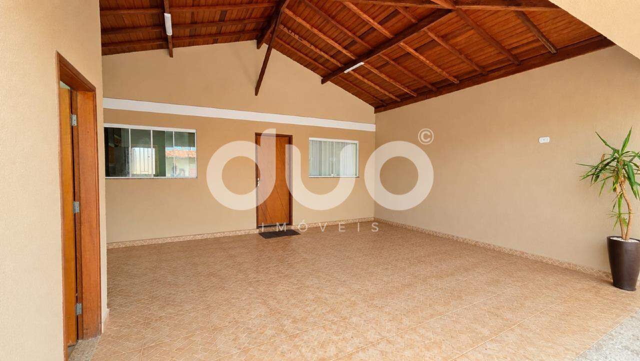 Casa, 3 quartos, 122 m² - Foto 2