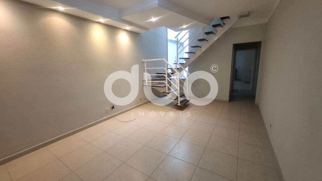Casa à venda no Castelinho: 