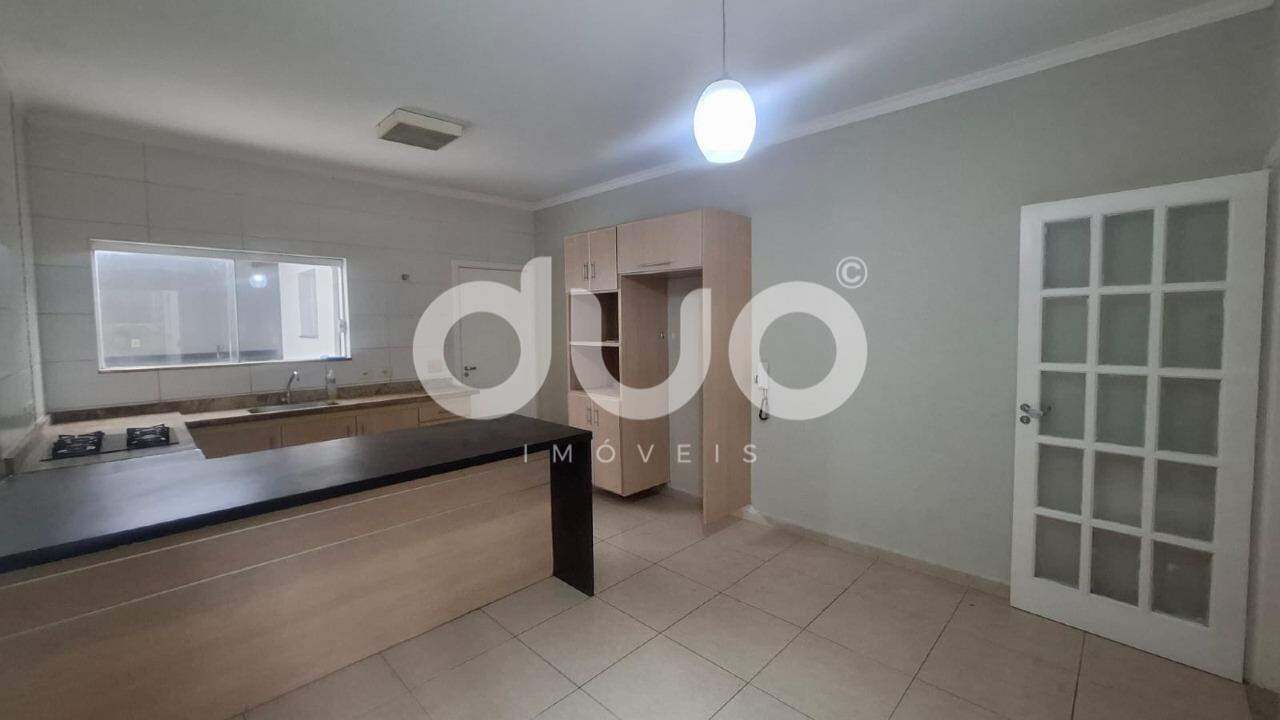 Casa à venda no Castelinho: 