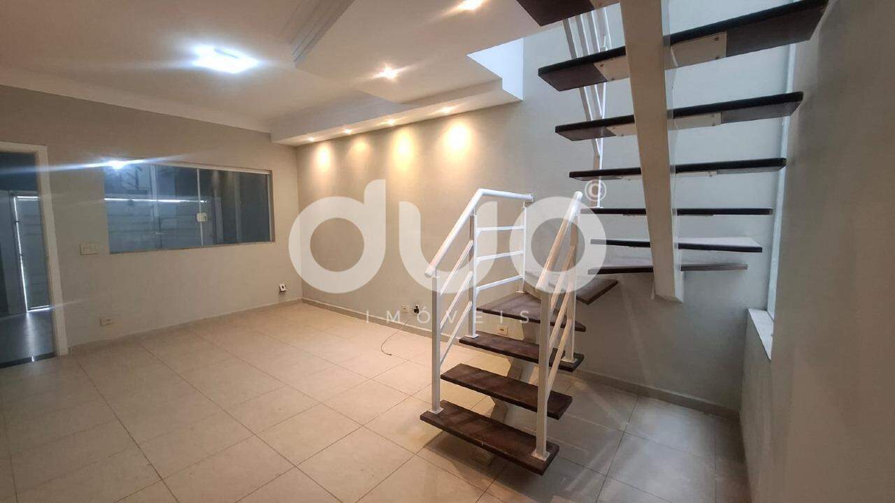 Casa à venda no Castelinho: 