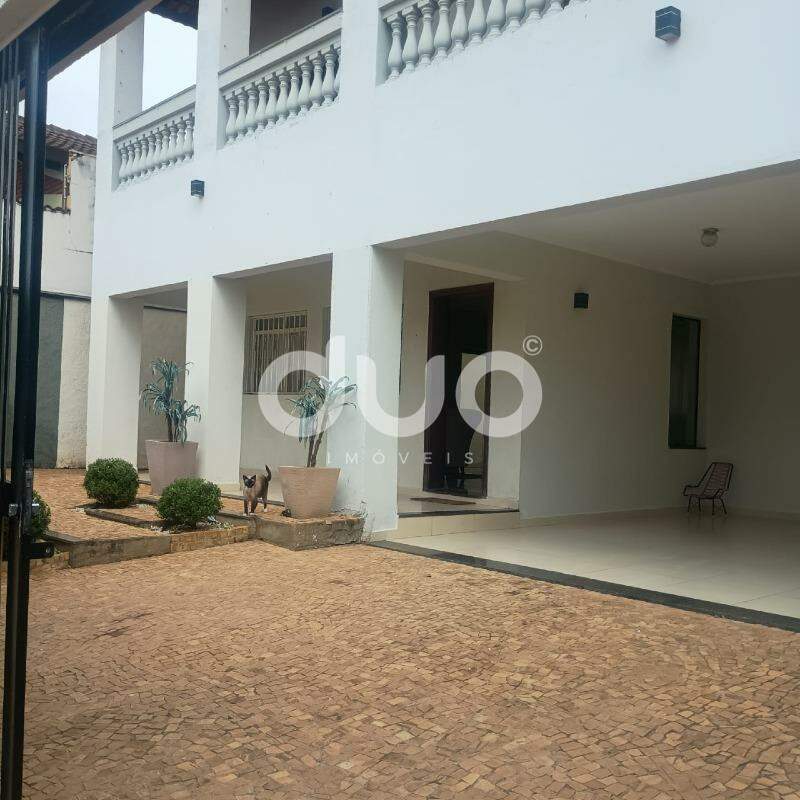 Casa à venda no Parque Santa Cecília: 