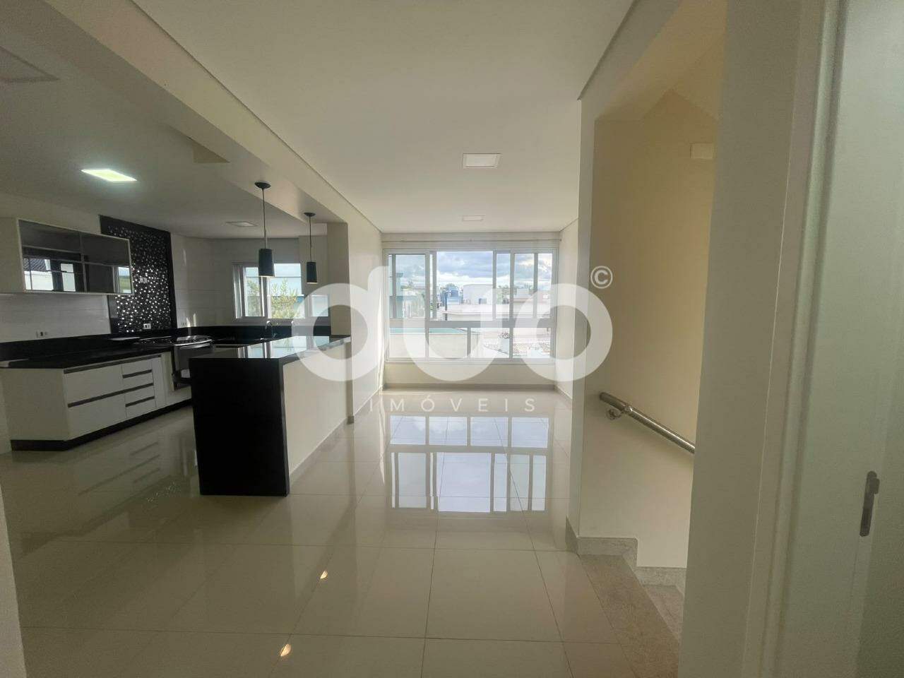 Casa em Condominío para aluguel no Ondas: 