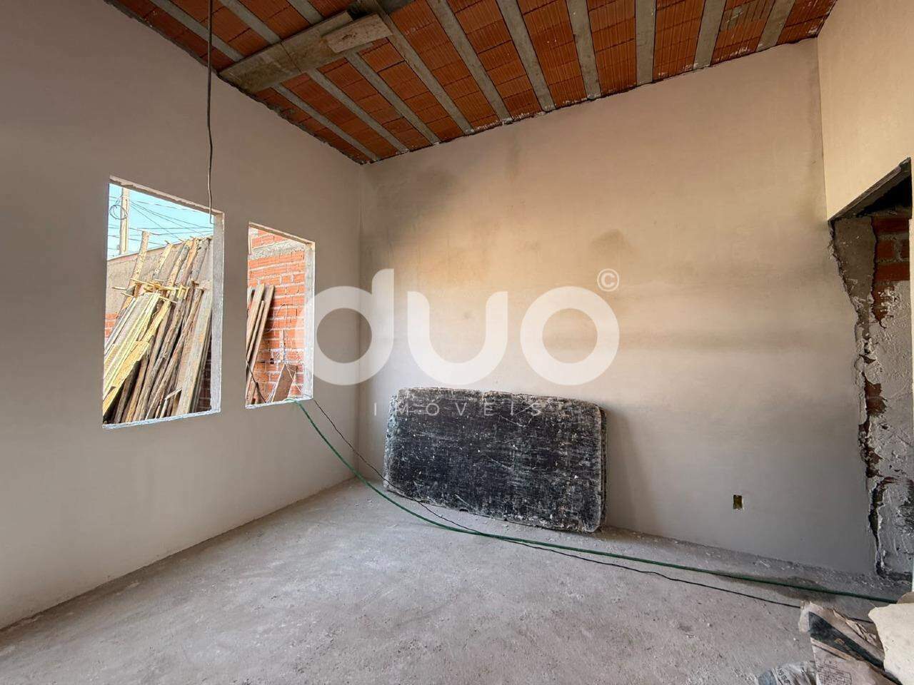 Casa à venda no Nova Água Branca II: 