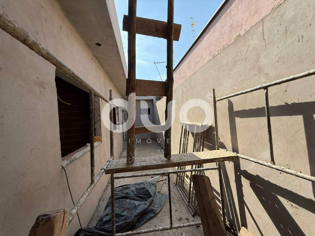 Casa à venda no Nova Água Branca II: 