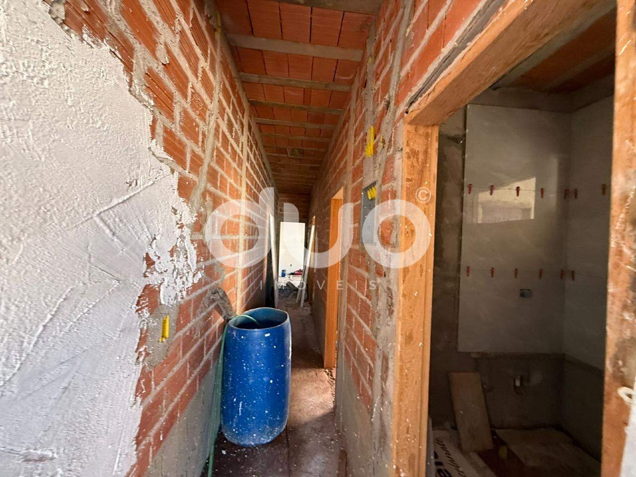 Casa à venda no Nova Água Branca II: 