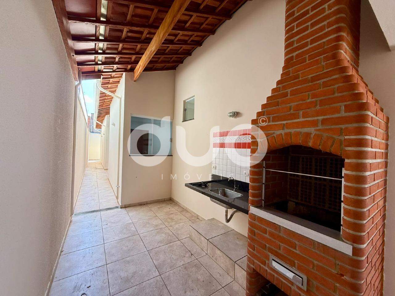 Casa à venda no Recanto Água Branca: 