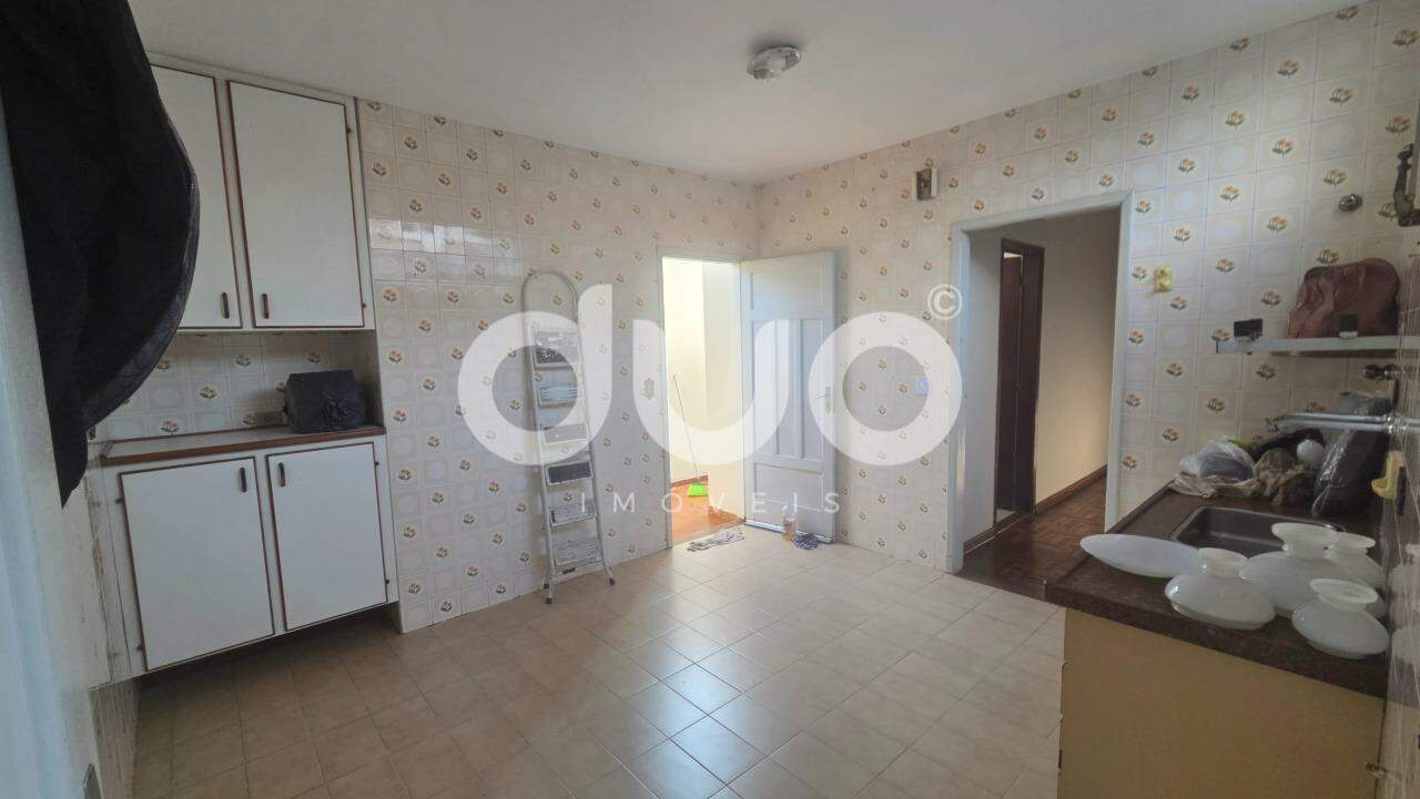 Casa, 3 quartos, 240 m² - Foto 11