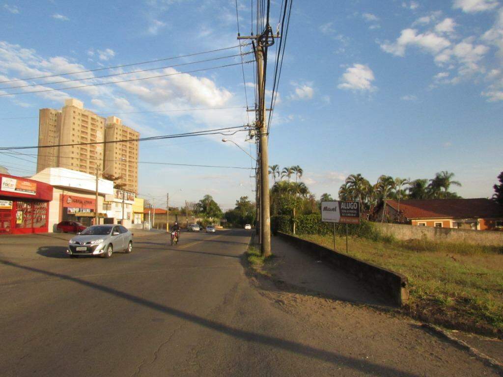 Área à venda no Piracicamirim: 