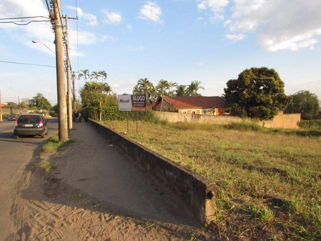 Área à venda no Piracicamirim: 
