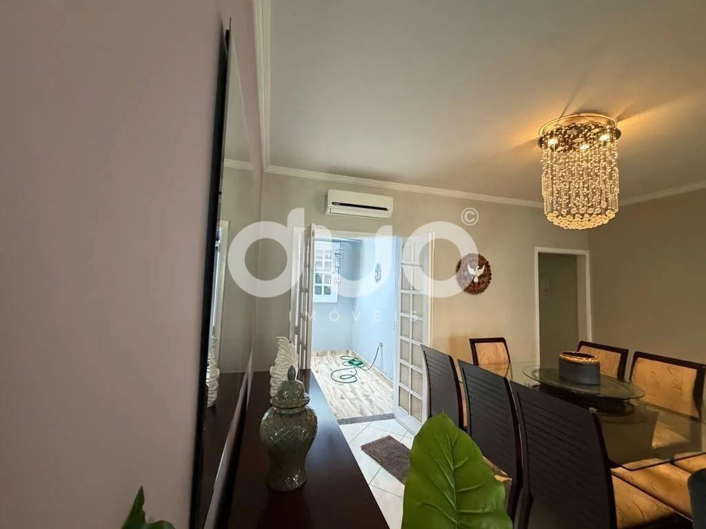 Casa à venda no Dois Córregos: 