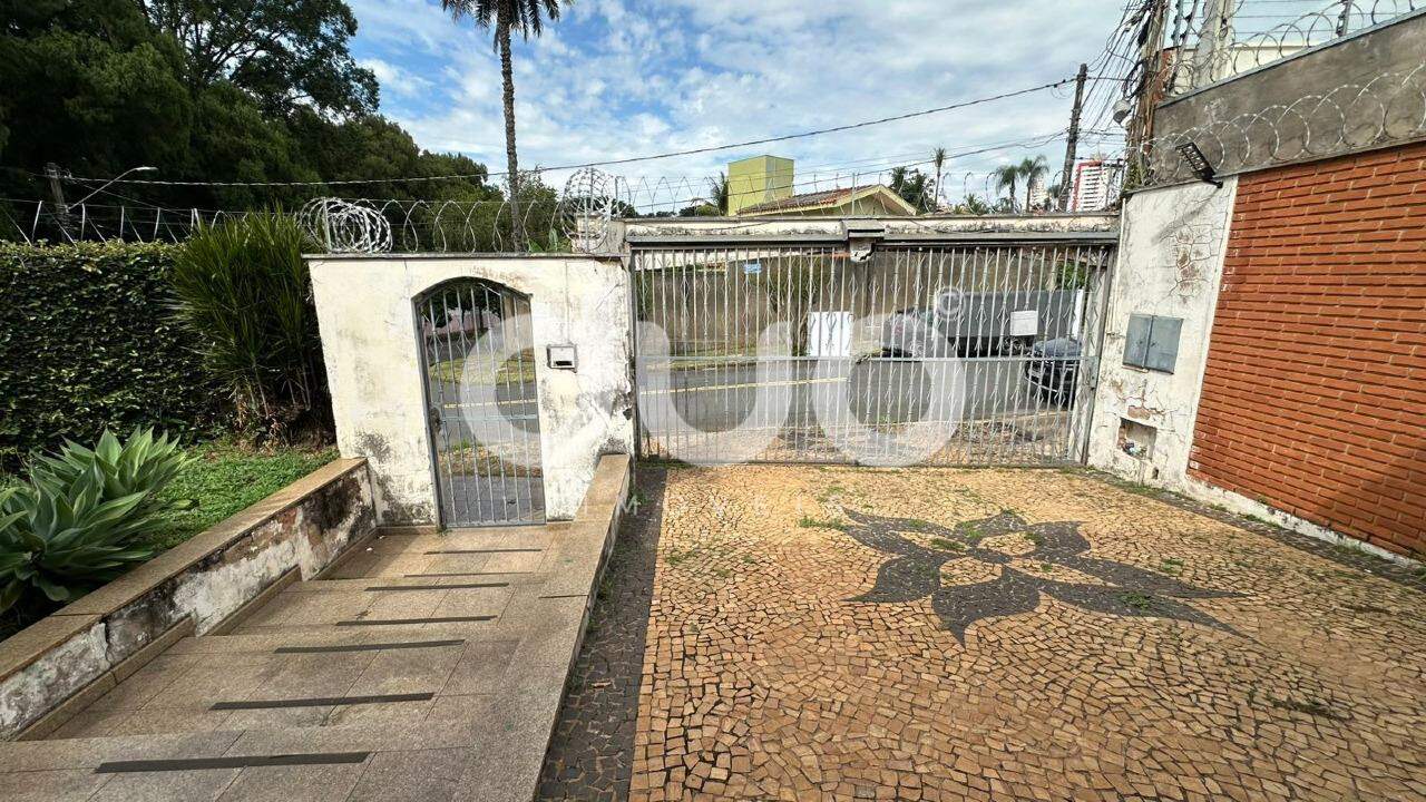 Casa à venda no Centro: 