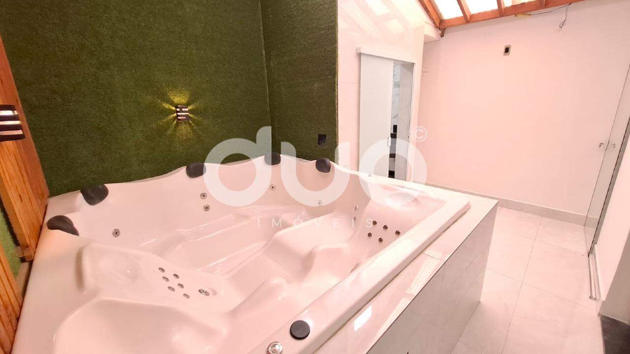 Casa à venda no Jardim Noiva da Colina: 