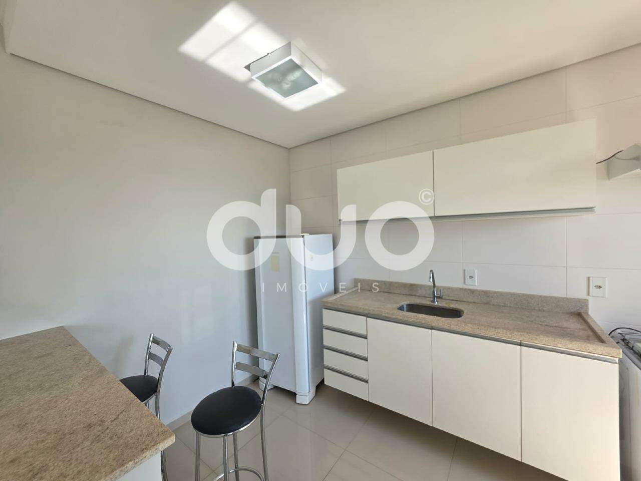 Apartamento para aluguel no Centro: 