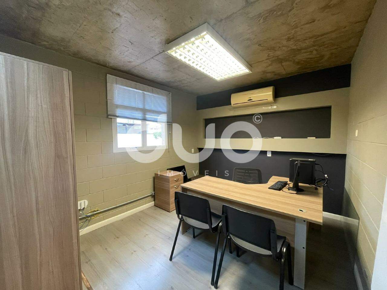 Sala para aluguel no Centro: 