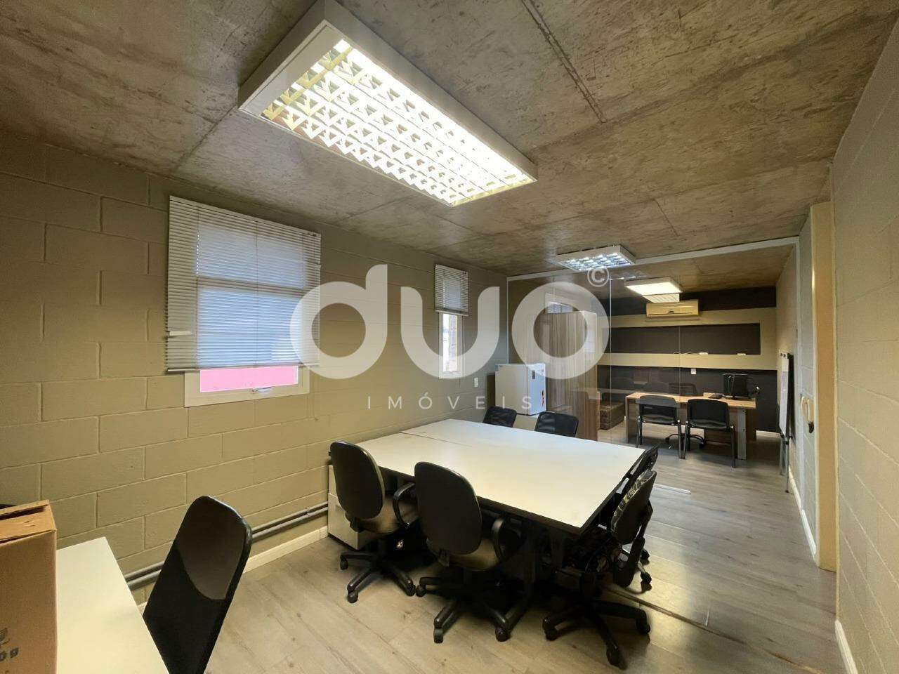 Sala para aluguel no Centro: 
