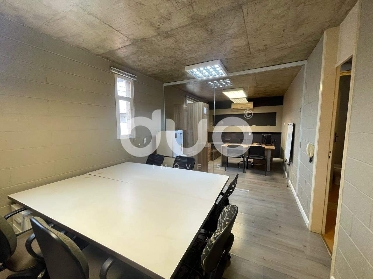 Sala para aluguel no Centro: 