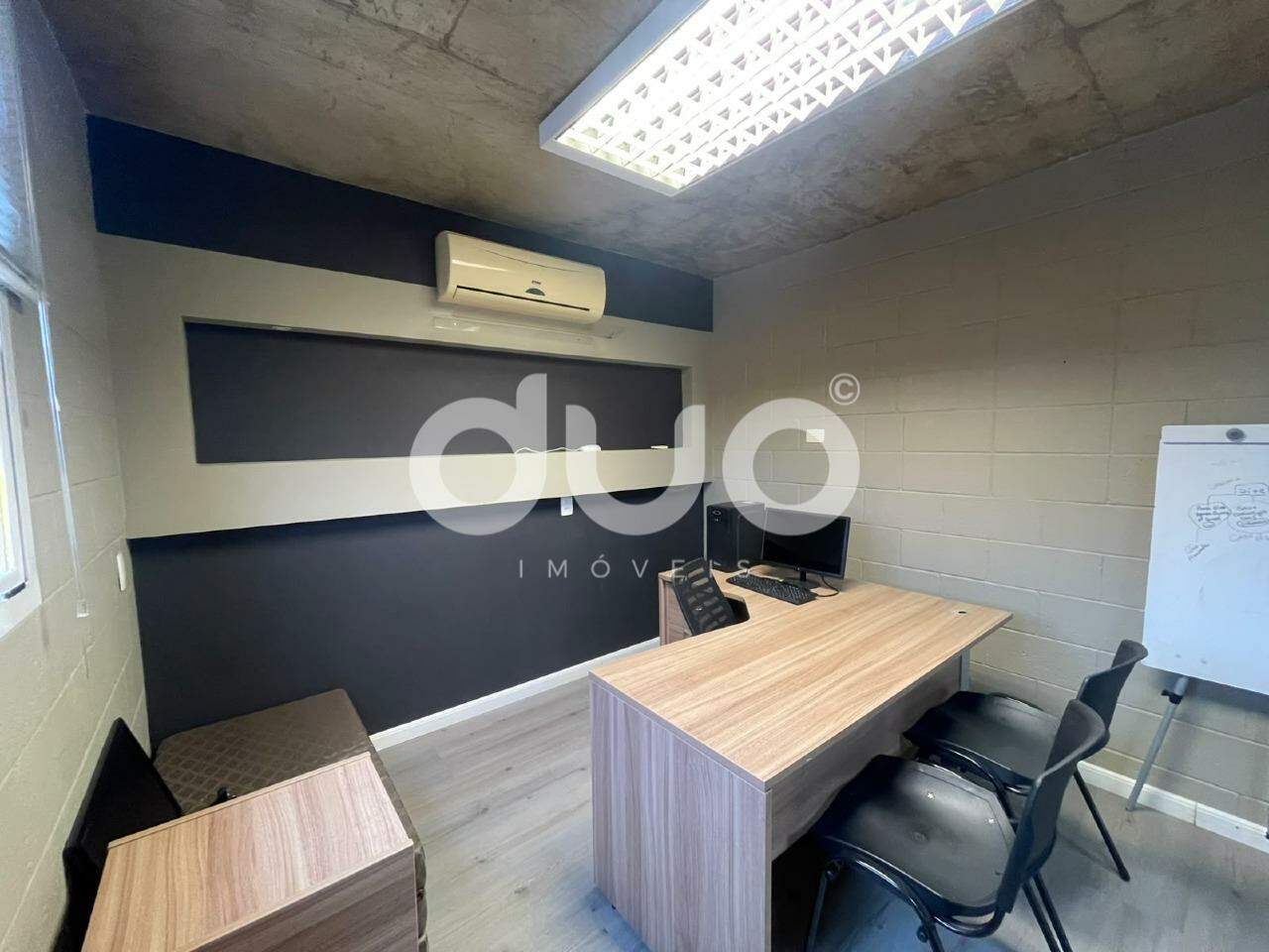 Sala para aluguel no Centro: 