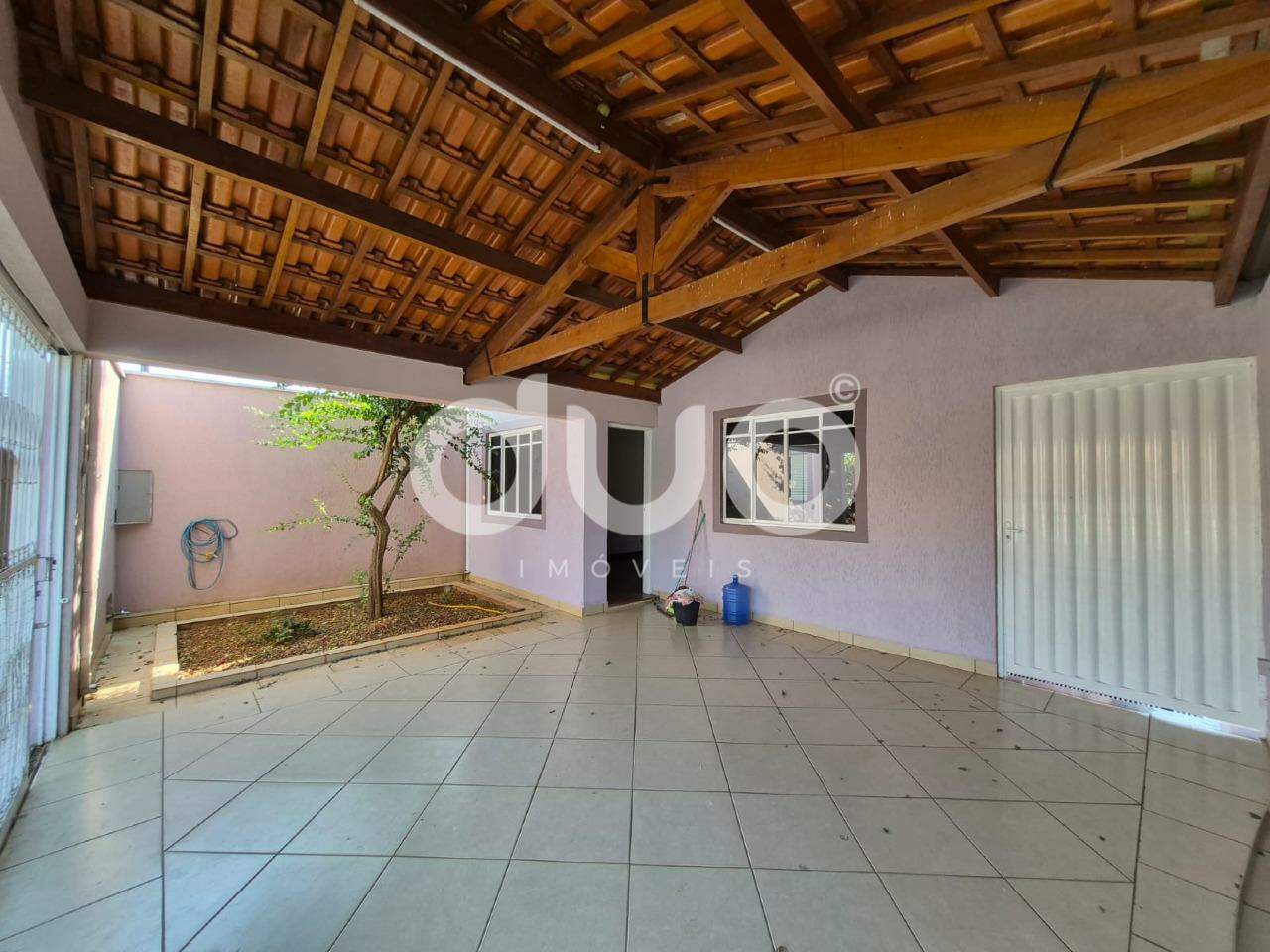 Casa para aluguel no Jupiá: 