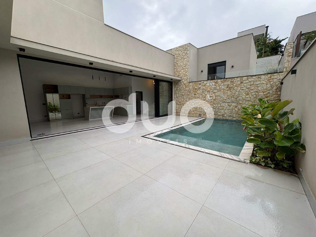 Casa em Condominío à venda no Morato: 