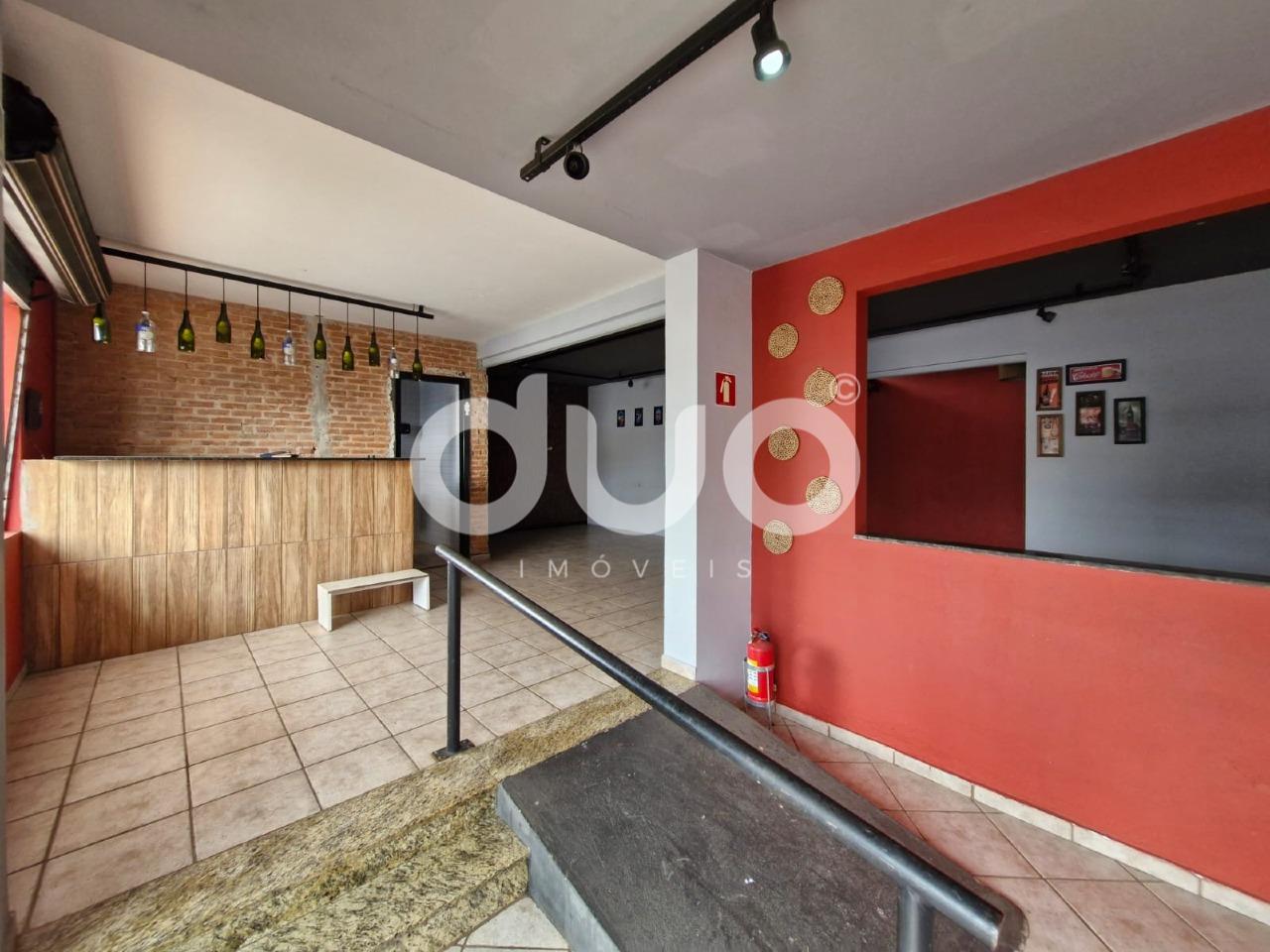 Casa comercial para aluguel no Vila Independência: 