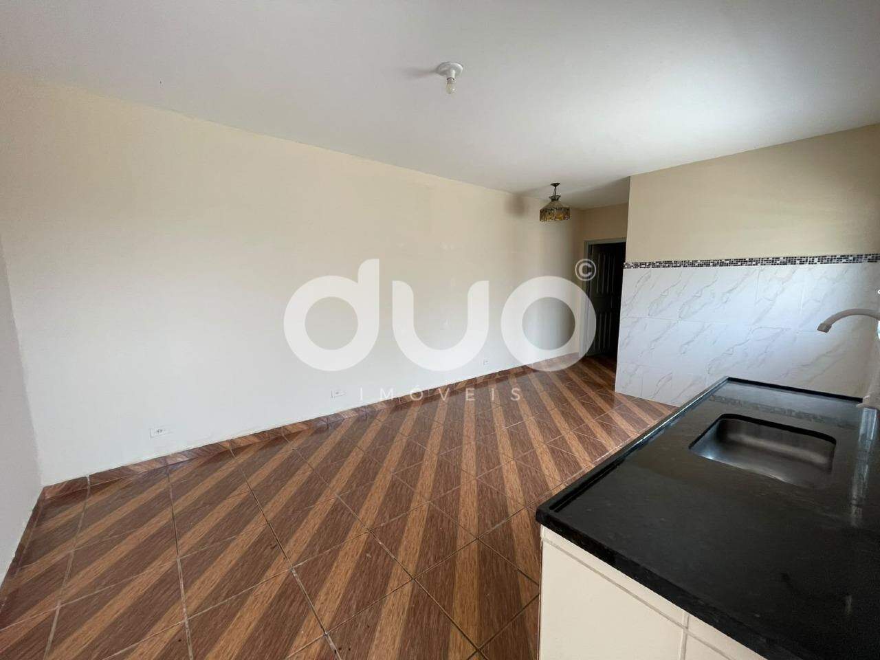 Casa para aluguel no Chácara Esperia: 