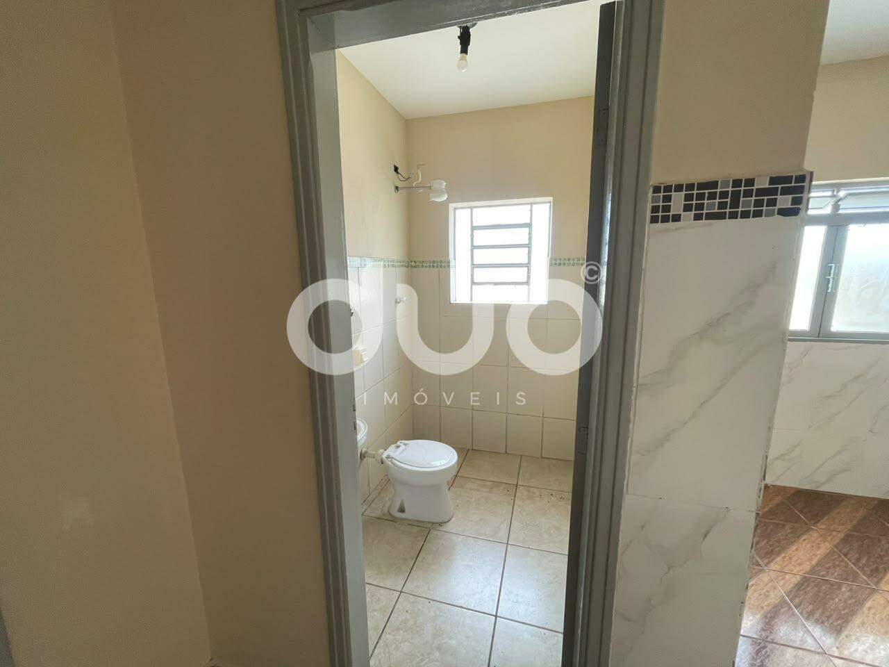 Casa para aluguel no Chácara Esperia: 