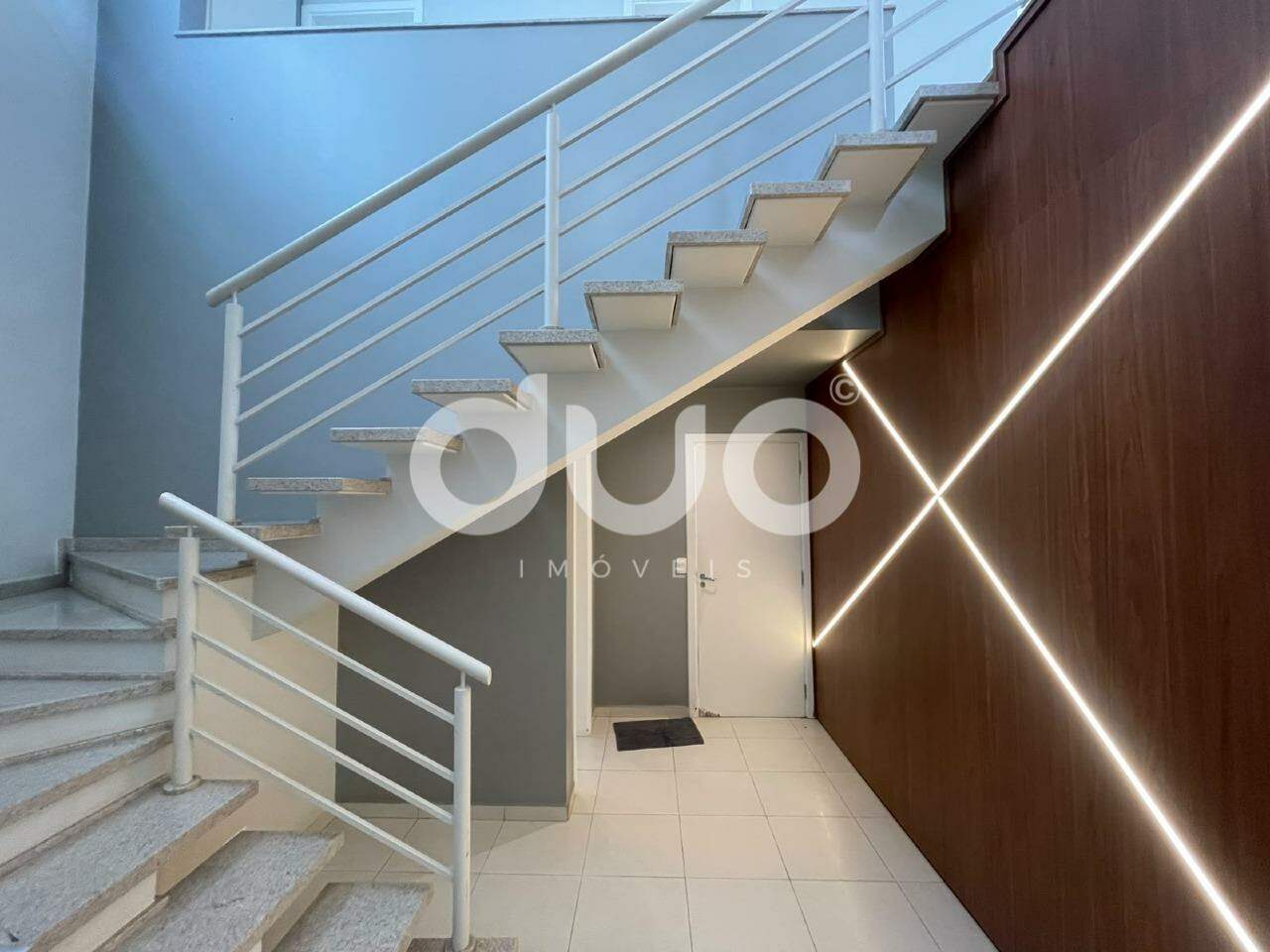 Casa, 3 quartos, 288 m² - Foto 2