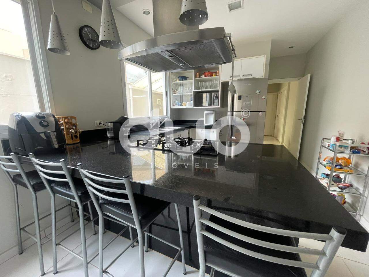 Casa, 3 quartos, 288 m² - Foto 9