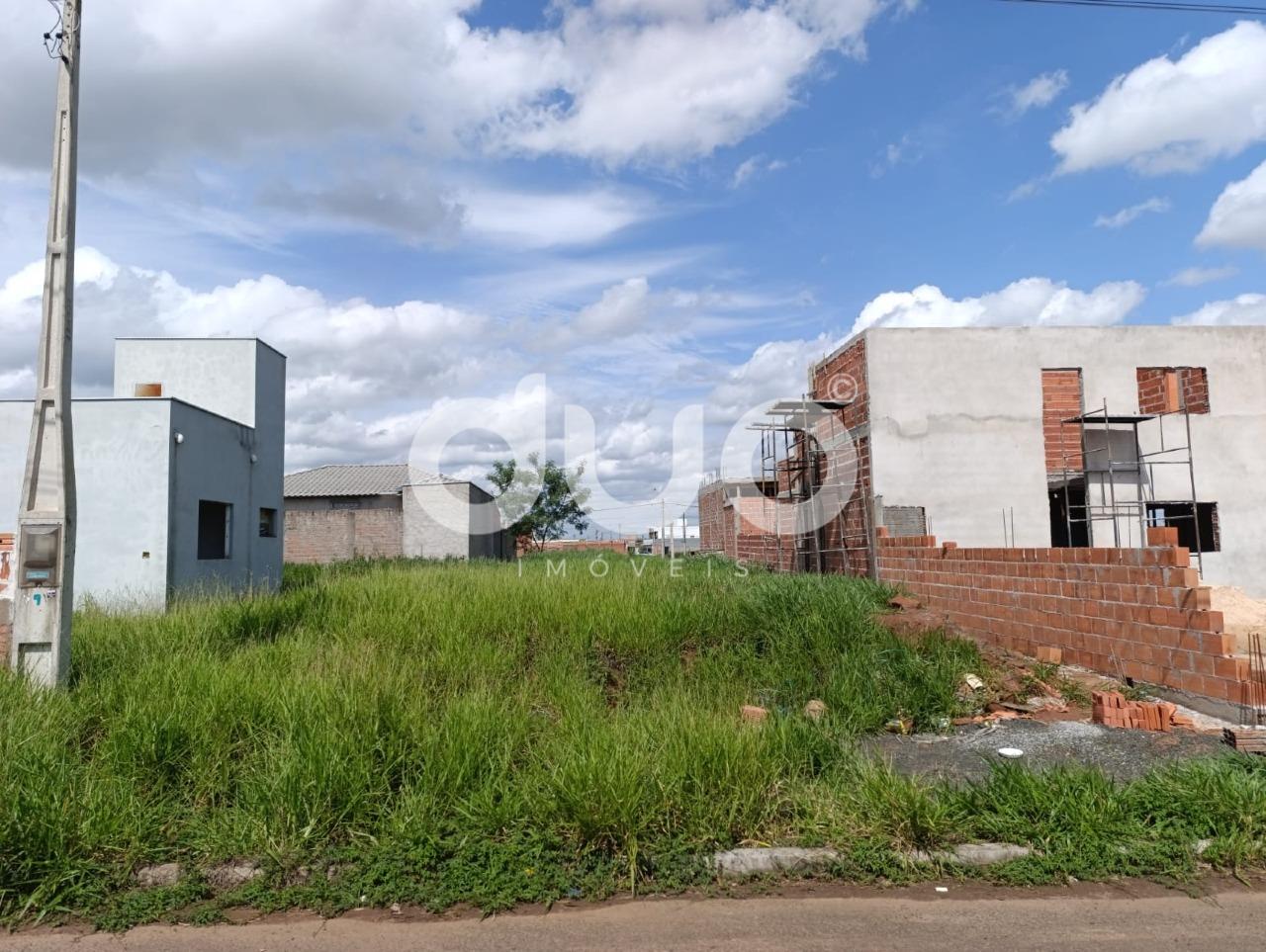 Terreno à venda no Conquista: 