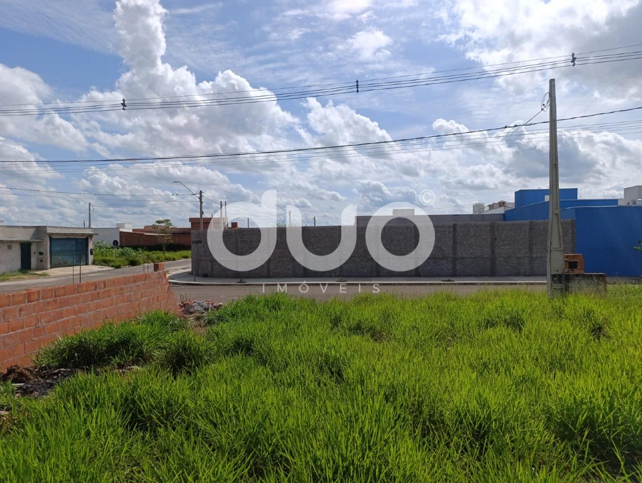 Terreno à venda no Conquista: 