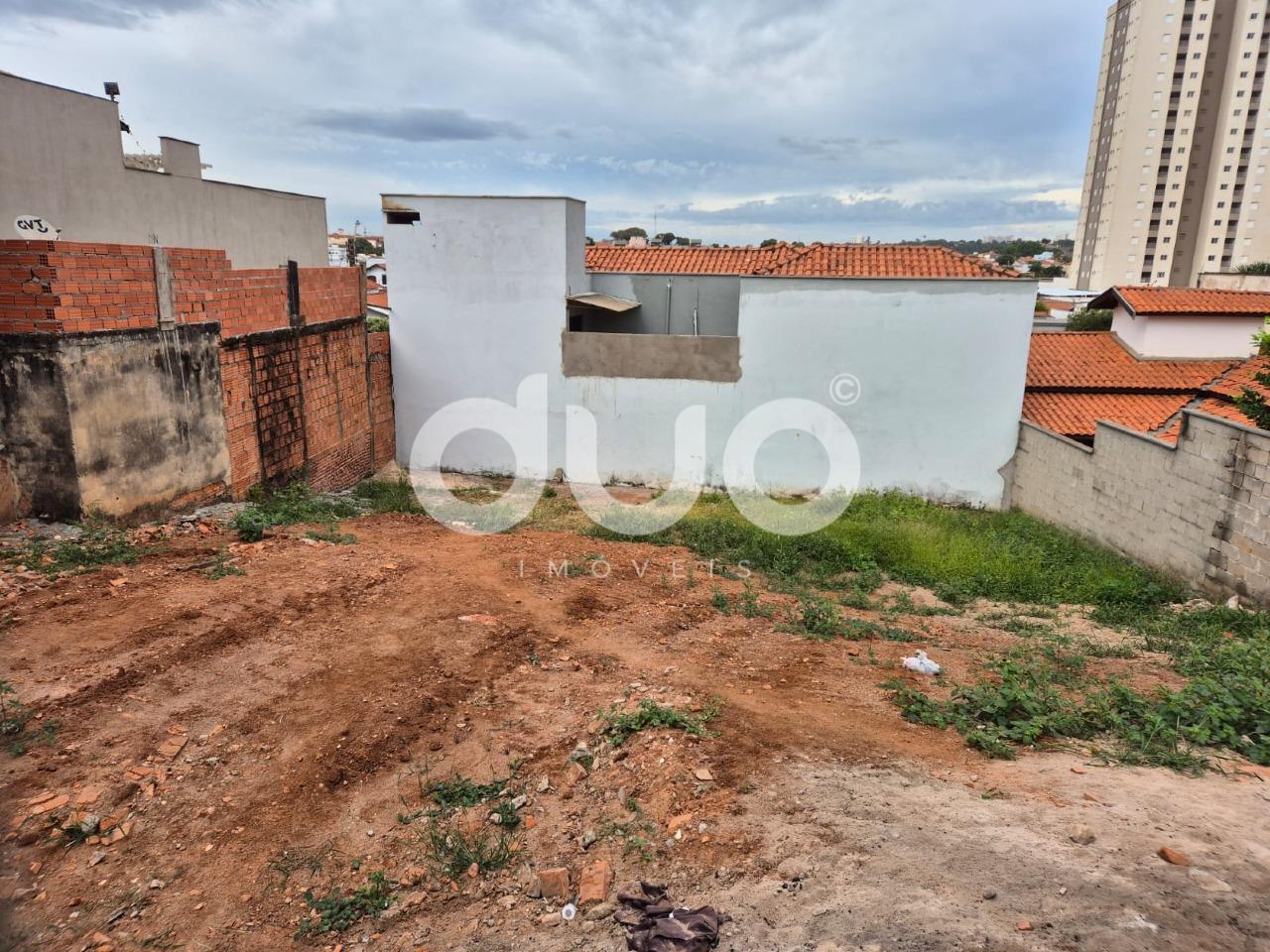 Terreno à venda no Vila Rezende: 